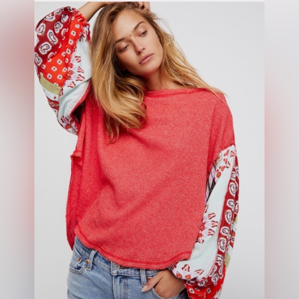 We The Free FREE PEOPLE Blossom Thermal Red Top Small Oversized‎ Boho Patchwork